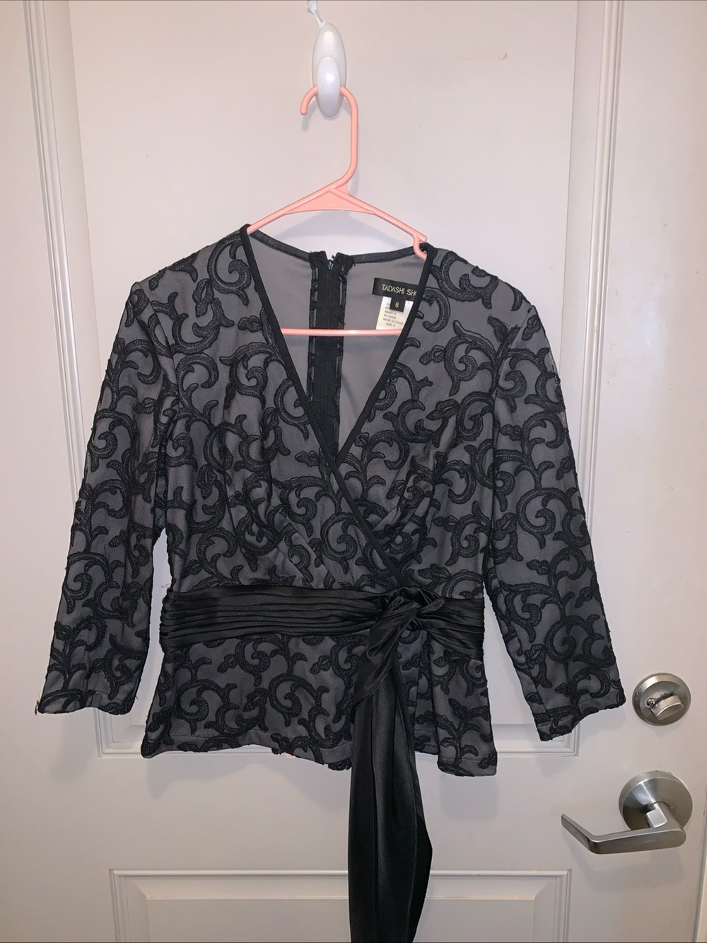 Tadashi Shoji Black Lace Wrap Top Featuring A Satin Waist Tie Size 6